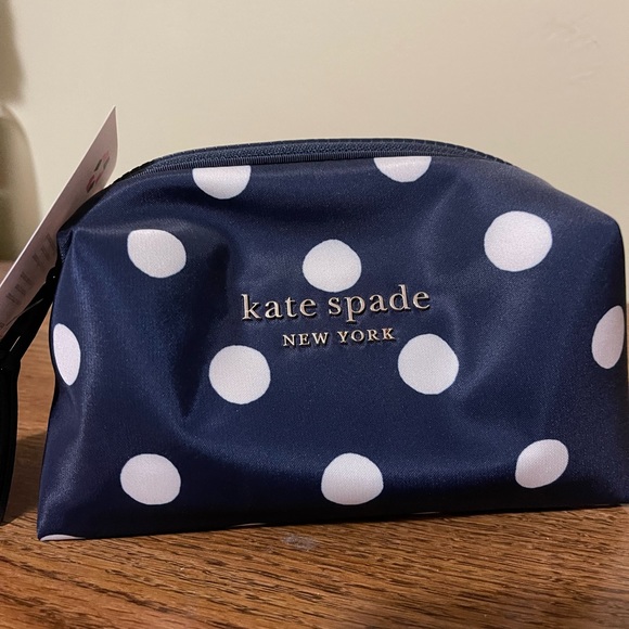 Kate spade Everything Puffy Sunshine Dot Medium Cosmetic Case - Picture 2 of 11